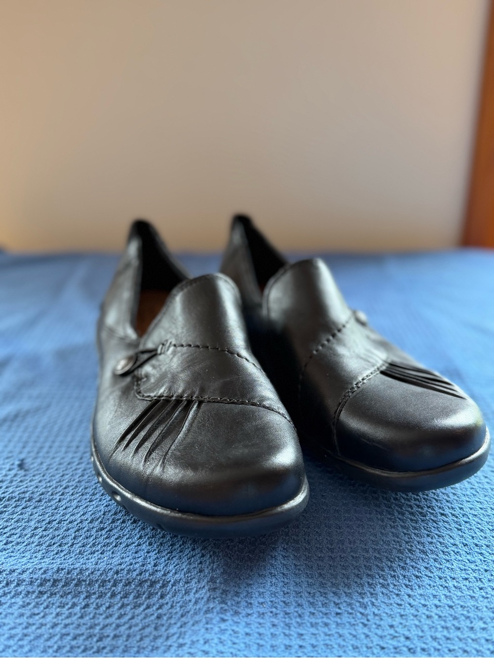 Rockport Black Women's Slip-On Leather Loafers